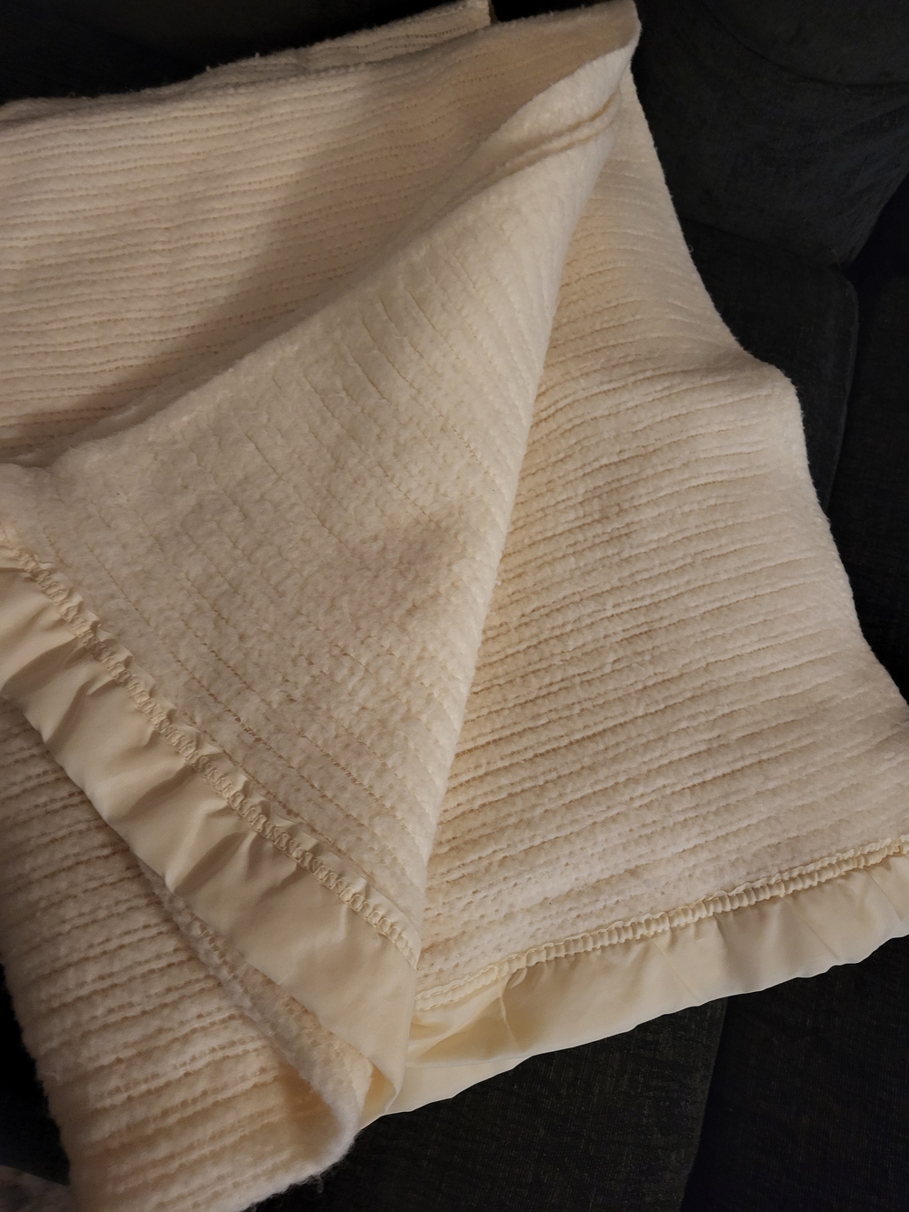 Cream Waffle Weave Vintage Acrylic Blanket with Satin Trim 77x88 Made USA